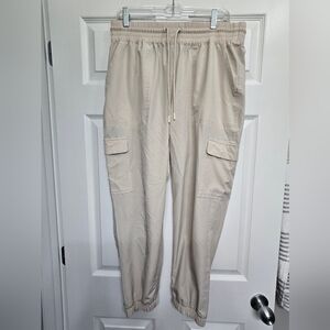 H&M Light Beige Cargo Jogger Pants with Elastic Waist